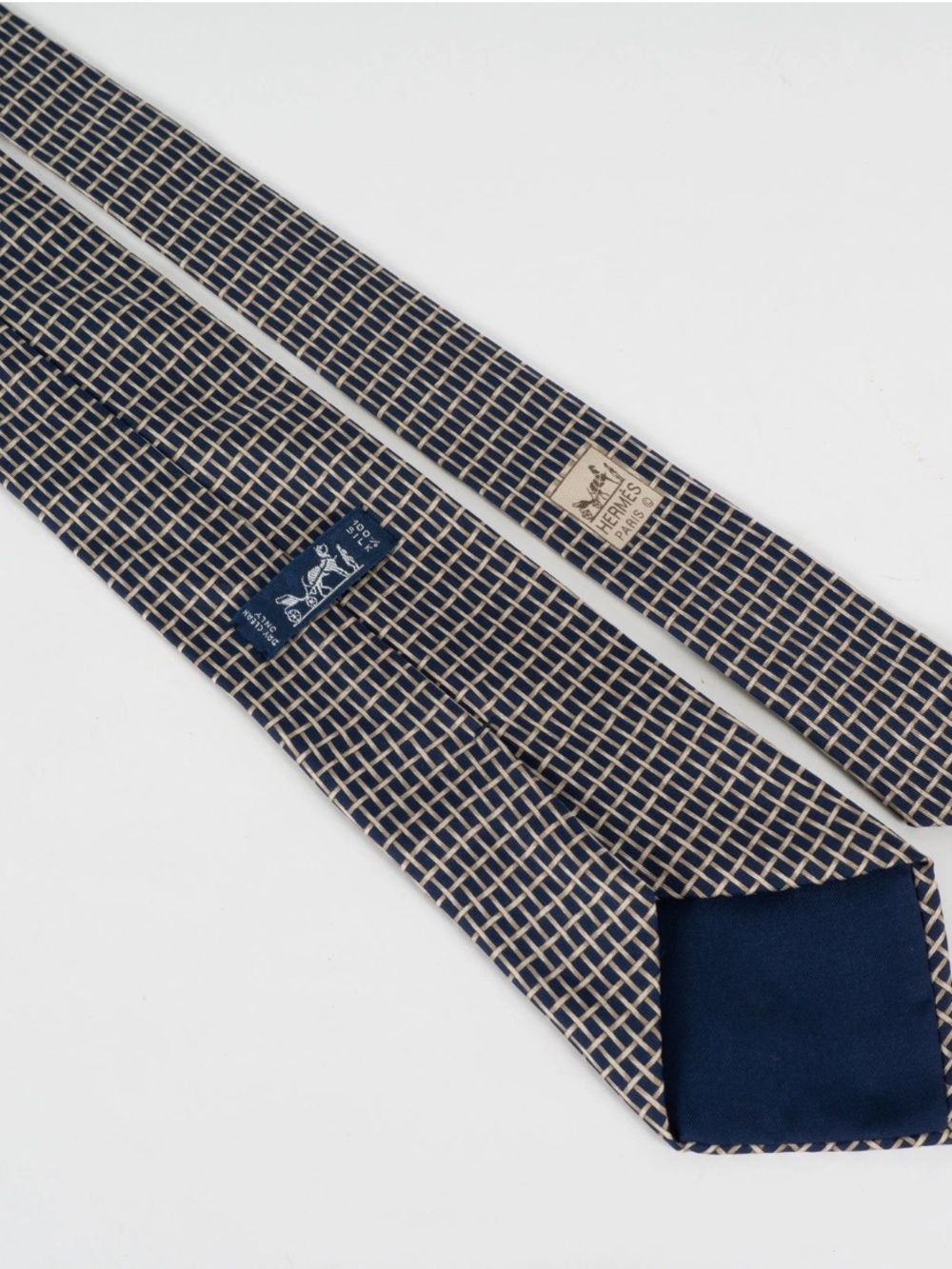 Authentic Mens Hermés Neck Tie - Picture 1 of 8